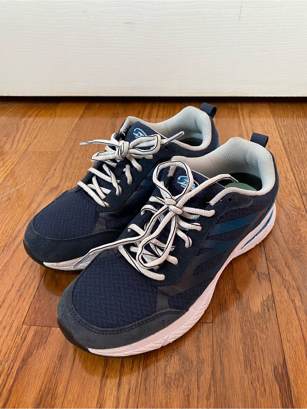 Dr Scholls Women’s Navy Athletic Sneakers - Lightweight Comfort Size 7